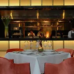 Hansar Bangkok Hotel 